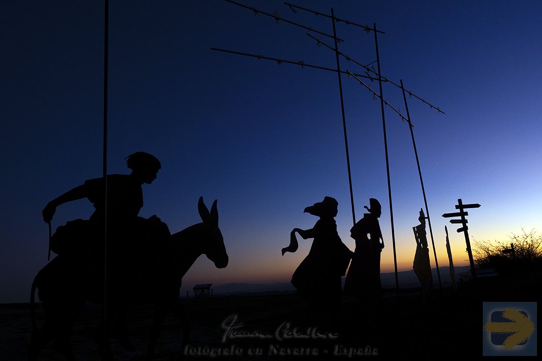 Alto del Perdón at dusk