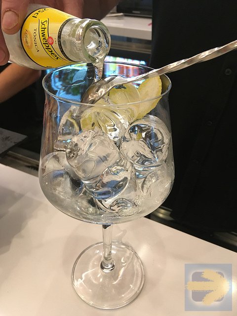How to pour a G and T Camino Style.jpg