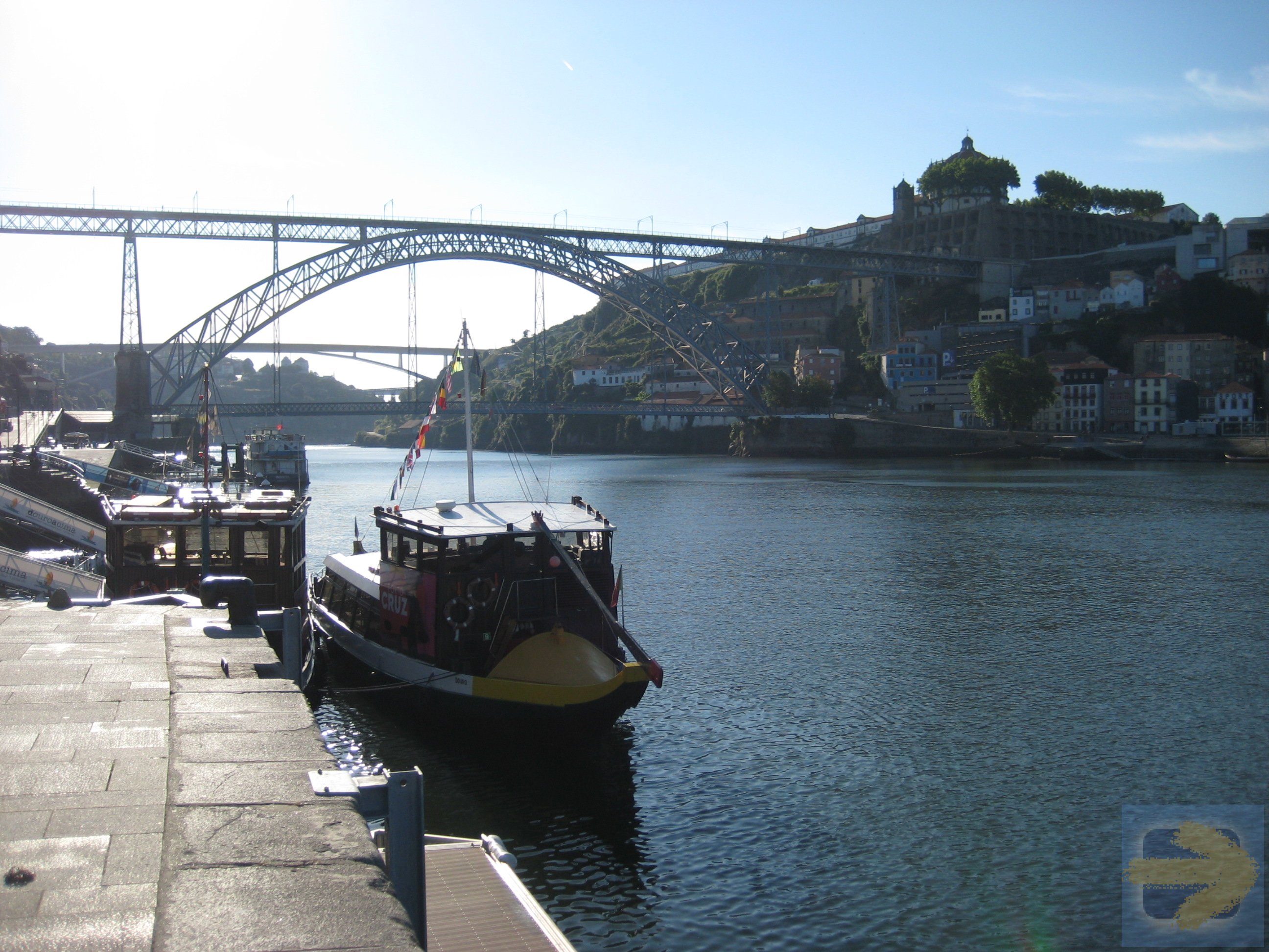 Morning light in Porto