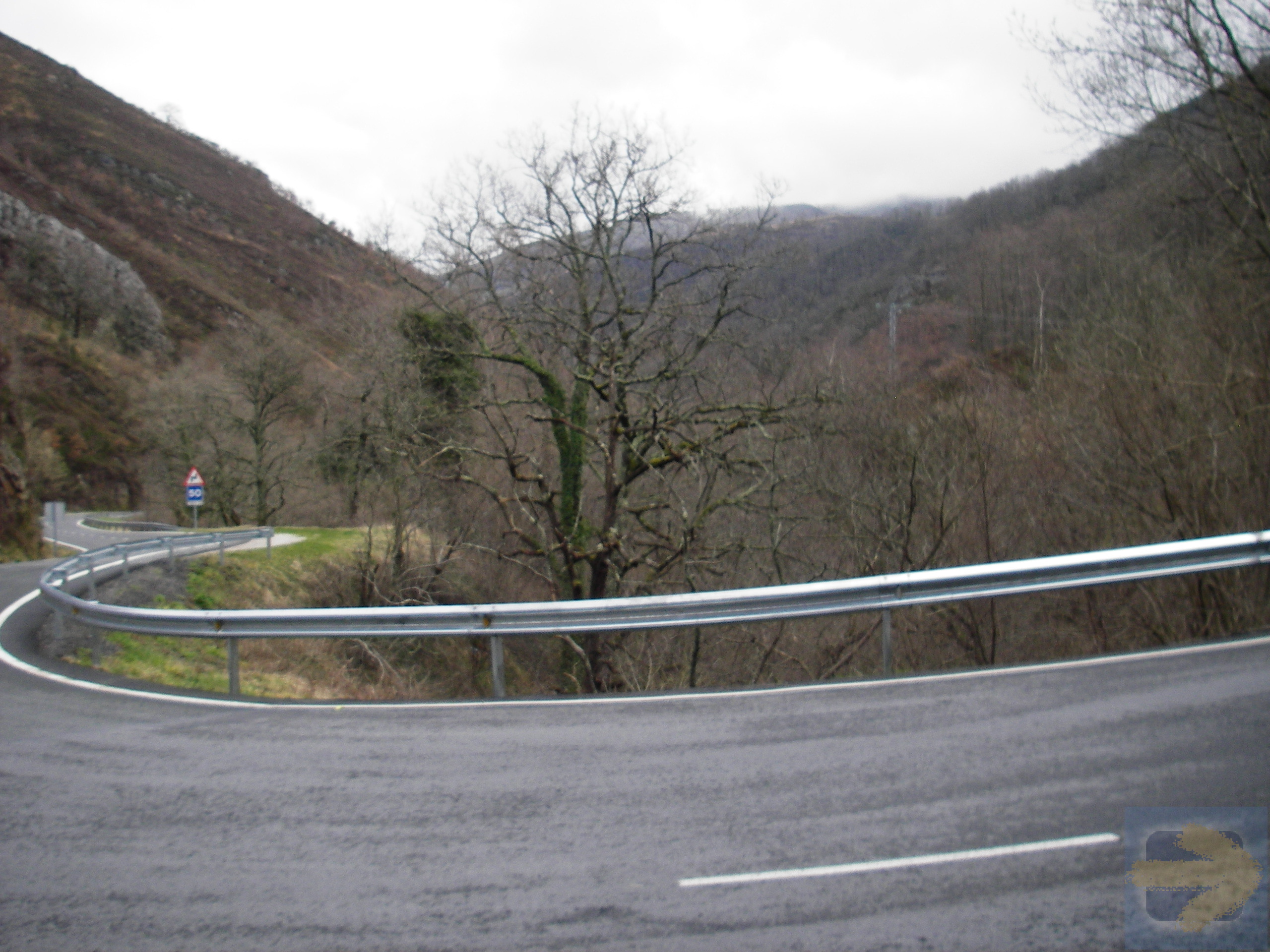Paved road to Roncesvalles, after Valcarlos