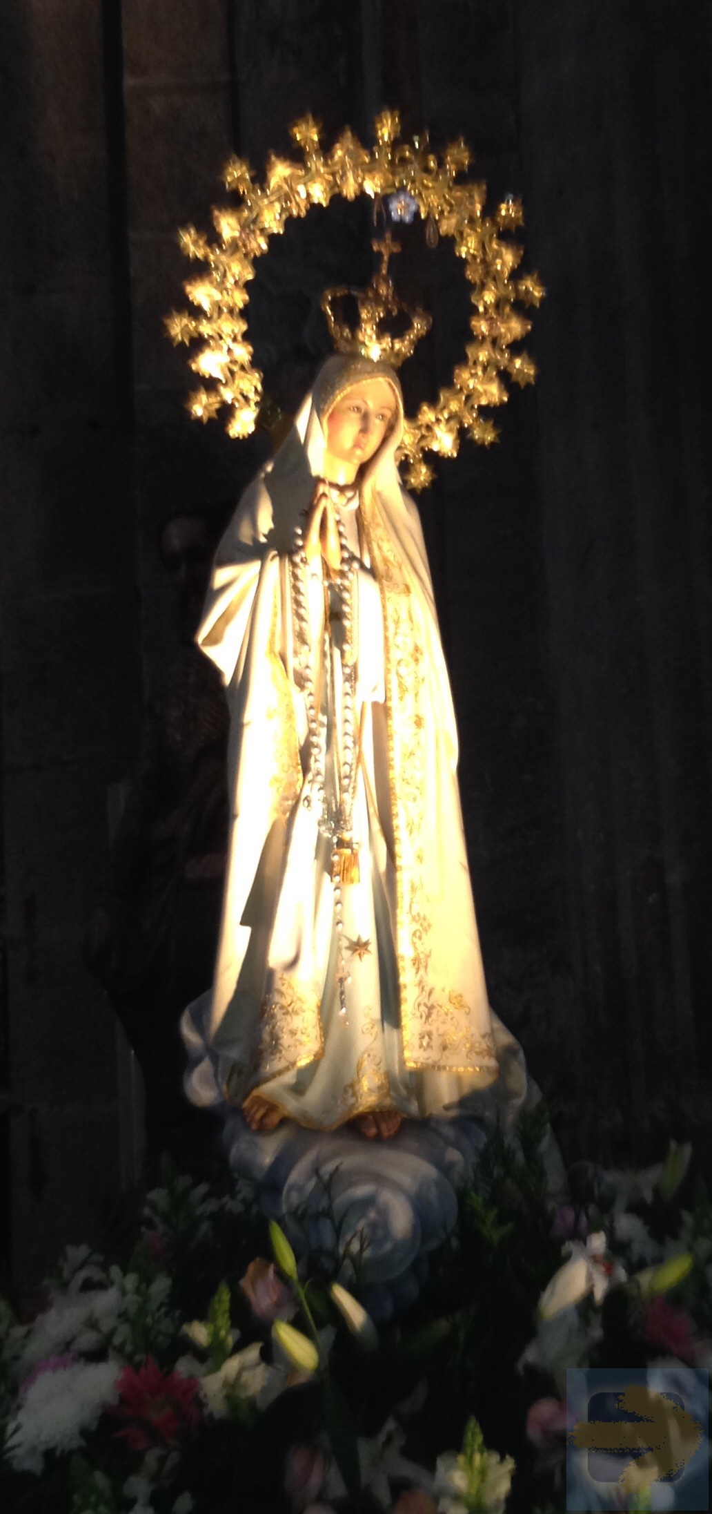 Statue of Virgin Mary , Cathedral, Santiago