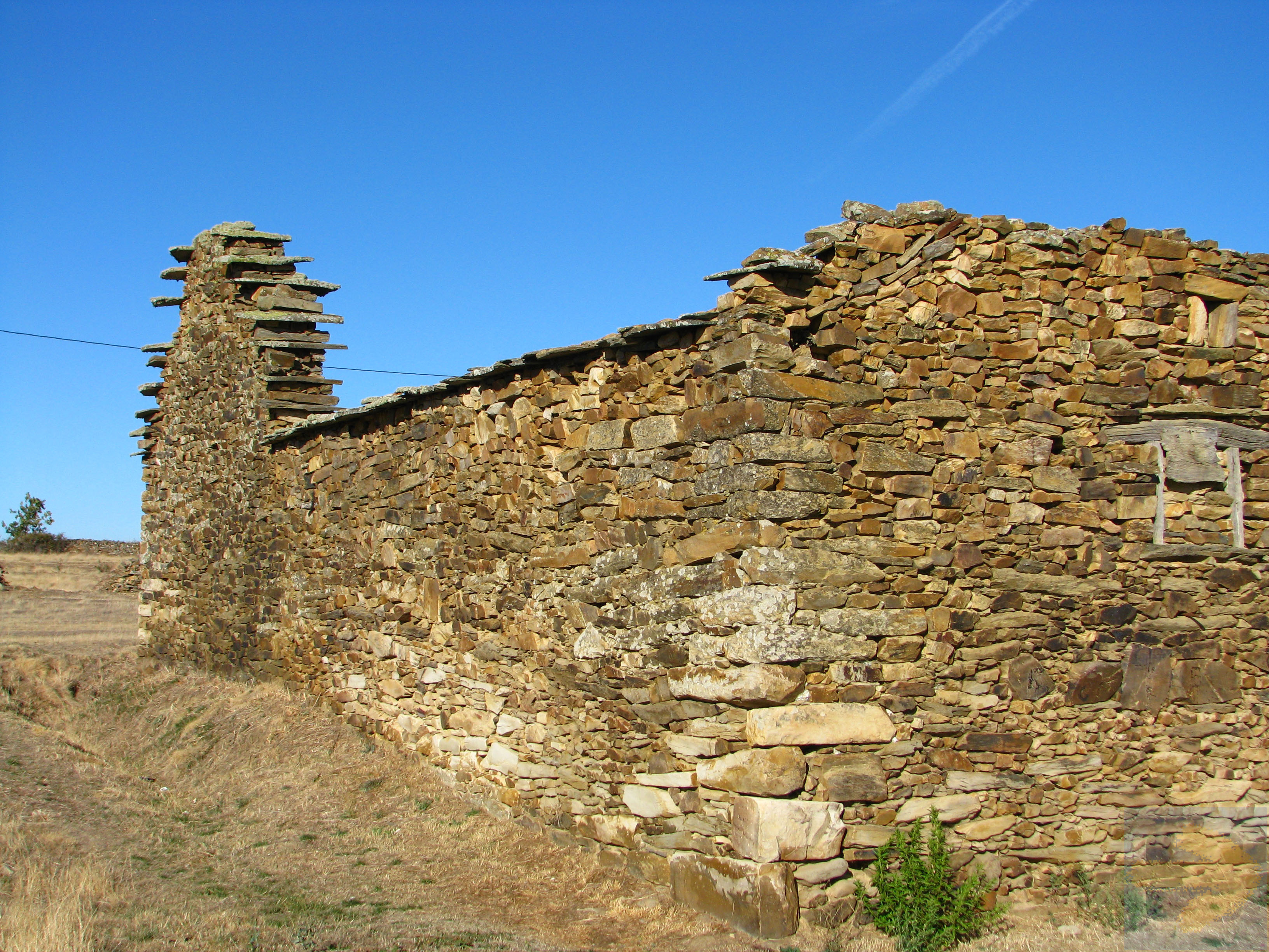 The walls - Santa Catalina de Somoza